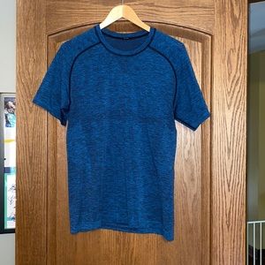 Lululemon dry sense tshirt